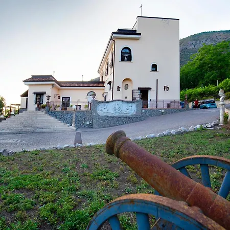 Grotta Dell'olio Сарно