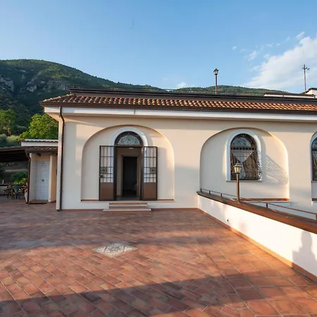 Grotta Dell'olio Alojamento de Acomodação e Pequeno-almoço Sarno